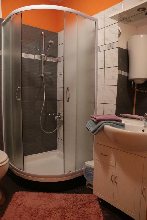 Stonehouse Apartman Nova Gorica Kültér fotó